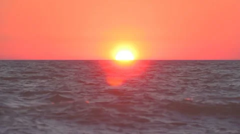 Sunset over the rippling sea Stock-Footage 8365984
