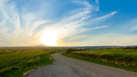 Sunset over a rural scene time lapse scene Vídeos de archivo 307938443