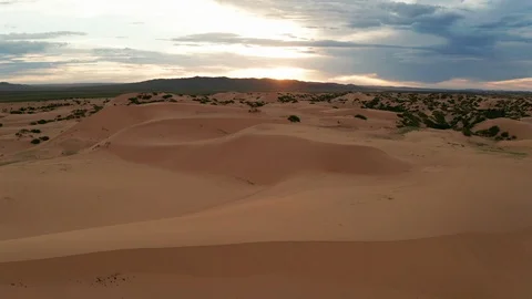 Sunset over the sand dunes in the desert 動画素材 113259852