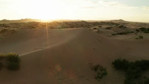 Sunset over the sand dunes in the desert 動画素材 117352060