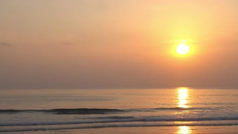 Sunset over the sea	 Stock-Footage 153379079