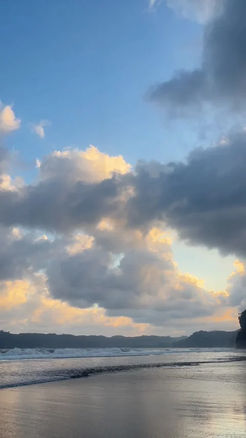 Sunset over the sea Stock Footage 340004784