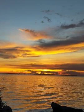 The sunset over the sea in spring makes the sky look beautiful. Chon Buri, Th Stock Photos