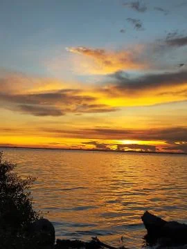 The sunset over the sea in spring makes the sky look beautiful. Chon Buri, Th Stock Photos