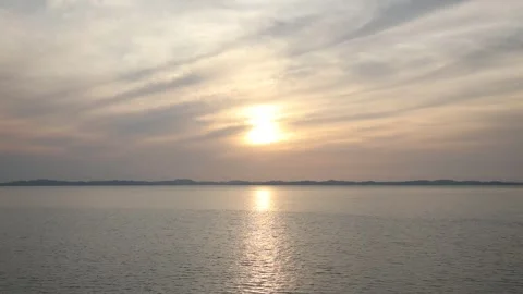 Sunset over the sea, sunset over the ocean, time lapse Video stock 310930604