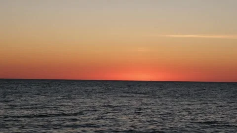 Sunset over sea surface. Ocean sunrise landscape without clouds Stock-Footage 301892727