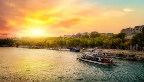 Sunset over Seine River Foto stock