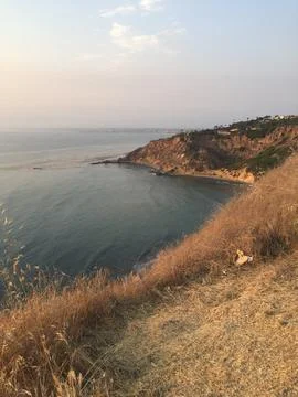 Sunset Over the Serene Coastal Cliffs, Capturing Nature's Beauty and Tranquility Foto stock