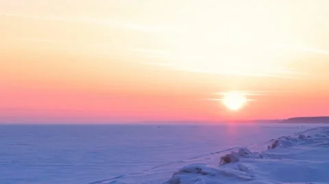 Sunset over snowbound sea, timelapse 動画素材 10813143