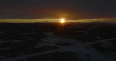 Sunset over the Swedish Lapland Video stock 220027406