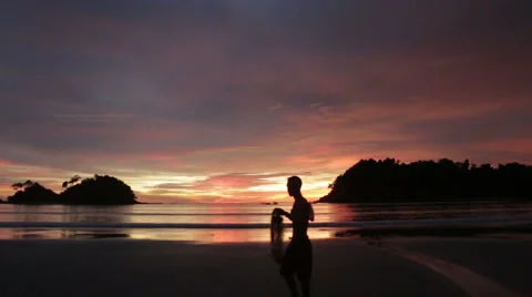 Sunset over Thai Tropical Beach Stock-Footage 59799514