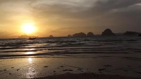 Sunset over Thap Kaek Beach, Krabi, Thailand. Stock Footage 331983037