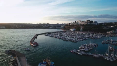 Sunset over Torquay Marina from a drone, English Riviera, Torbay, Devon, England 動画素材 207089931