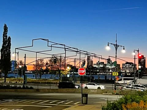 Sunset Over The West Side Freeway Stock-Fotos