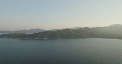 Sunset Over Wild Beach Mountains In the Aegean Sea - Greece 库存影片 250116155