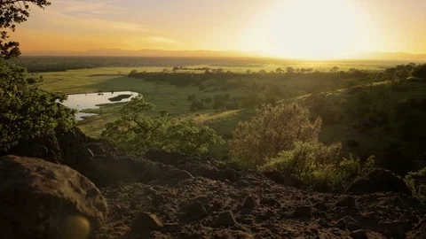 Sunset Overlooking the Valley Stockbeeldmateriaal 73748615