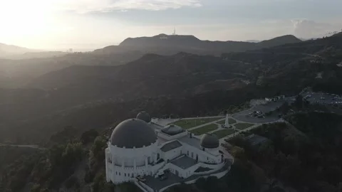 Sunset overview Griffith Observatory Hollywood 4K Video stock 165898672