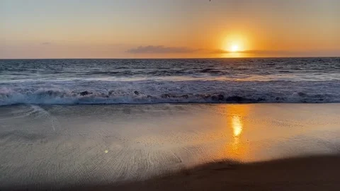 SUNSET PACIFIC OCEAN December 27 2020  ZUMA BEACH CALIFORNIA Stock Footage 305215074