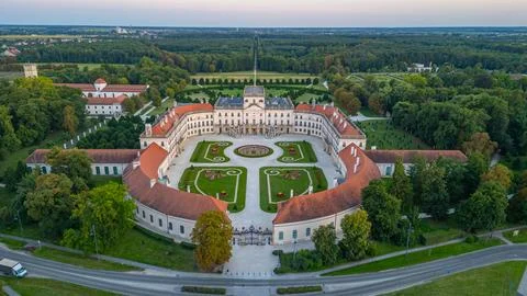 Sunset panorama view of Esterhazy Castle in Fertod, Hungary 库存照片