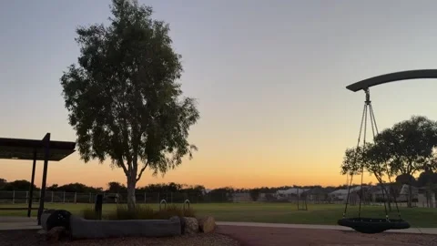 Sunset at the Park 動画素材 323685924