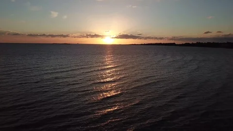 Sunset / Por Do Sol - Rio De La Plata - Colonia Del Sacramento - Uruguay 動画素材 106103661
