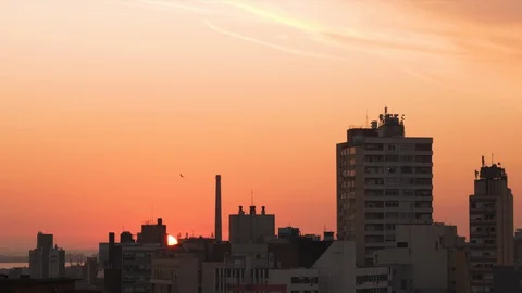 Sunset in Porto Alegre Vídeo Stock 129025740