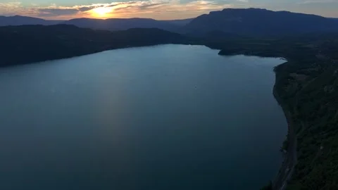 Sunset reflections on Lac du Bourget Stock Footage 320433651