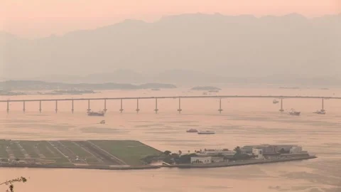 Sunset with the Rio-Niteroi Bridge Stock Footage 314850227