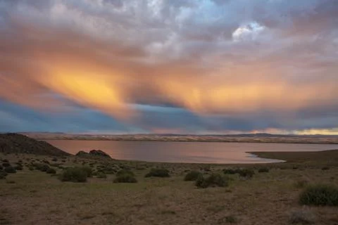 Sunset on a river in Mongolia Stock-Fotos