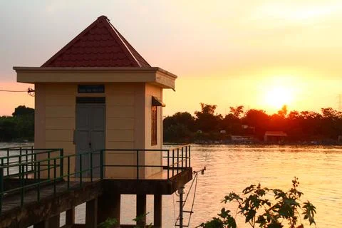 Sunset on the river Foto stock