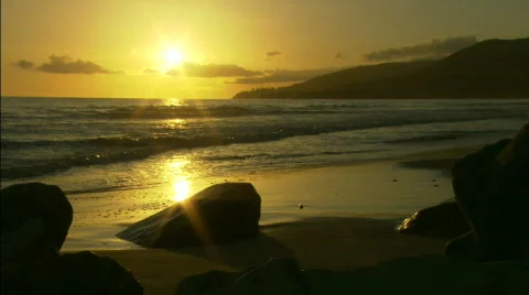 Sunset rock fg Stock-Footage 504356