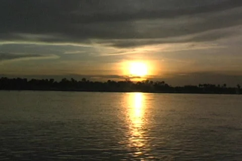Sunset on the Rufiji River Video stock 96559