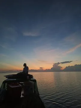 Sunset scene captured at sea, Foto stock