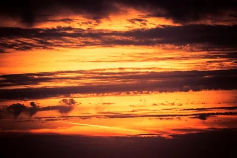 Sunset Scenery. Sunset Cloudscape Photo Background. Foto stock