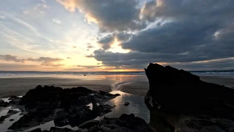Sunset, Sea and Rocks 動画素材 169252878