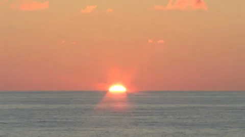 Sunset at sea close up Video stock 8523010