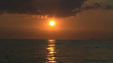 Sunset on the sea Stockbeeldmateriaal 7977307