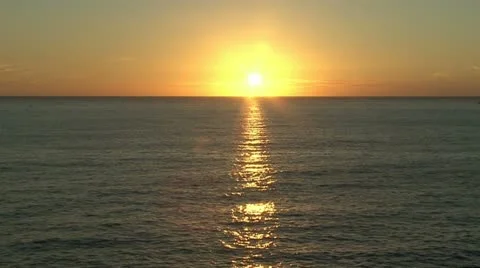 Sunset at sea 스톡 동영상 12449728