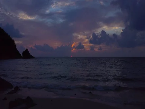 Sunset at sea Stock Footage 75419084