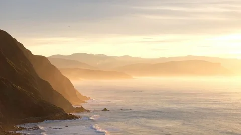 Sunset at sea Stockbeeldmateriaal 81387052