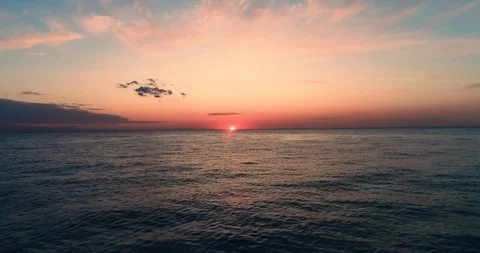 Sunset at sea Stock Footage 128698303