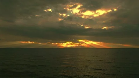 Sunset at sea 動画素材 148287754