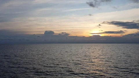 Sunset at sea in Indonesia 库存影片 296483675