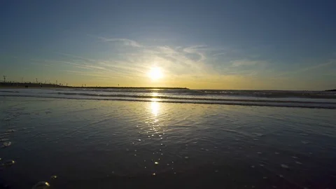 Sunset by the sea. Panorama Vidéo 124808174