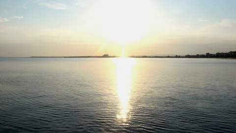 Sunset on the sea surface in 4K Video stock 153841714