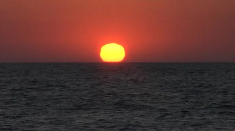 Sunset at sea timelapse Stock Footage 52320139