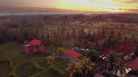 Sunset seen from a drone over the town of Ubud on Bali. 4K Drone Footage Vidéo 152722818