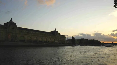 Sunset by Seine River in Paris Vidéo 38458305