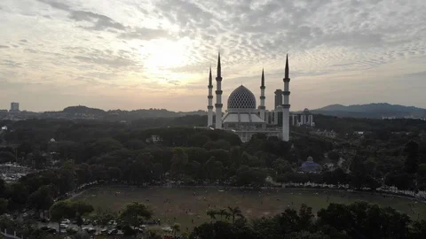 Sunset at Shah Alam Mosque Stock Footage 92626887