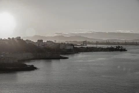 Sunset shining in the Sea Photos